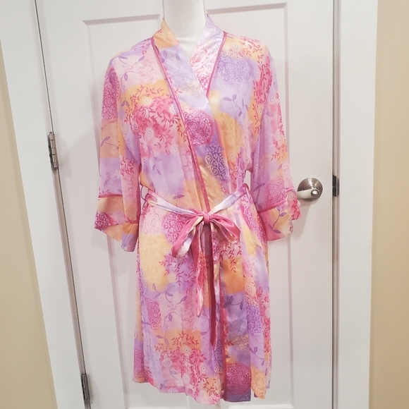Delicates floral chifon and  satin  kimono tie  robe - Picture 1 of 8